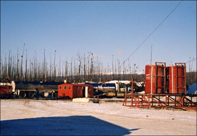 Husky Transport Ltd. and Husky Tank Rentals Ltd. working together on a location in the Territories.